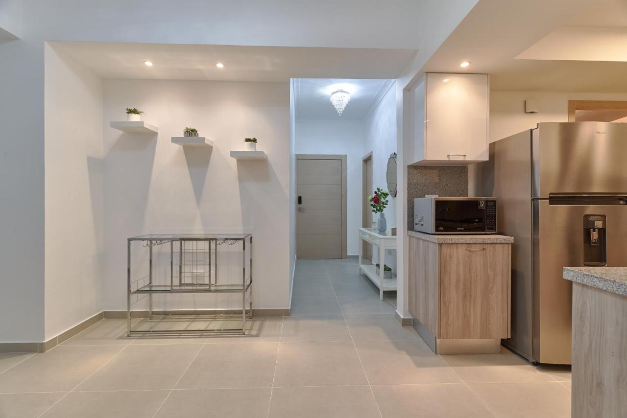 Dom. Rep. Exclusive 2 Bed Apt. Evaristo Morales Santo Domingo Eksteriør bilde
