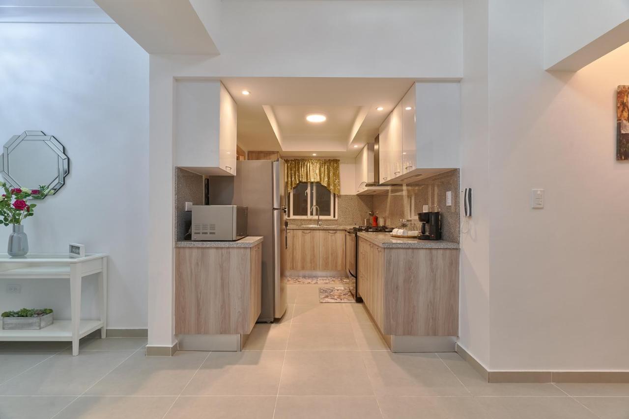 Dom. Rep. Exclusive 2 Bed Apt. Evaristo Morales Santo Domingo Eksteriør bilde